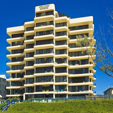 Pelican Sands Beach Resort Гоулд Коуст Екстериор снимка