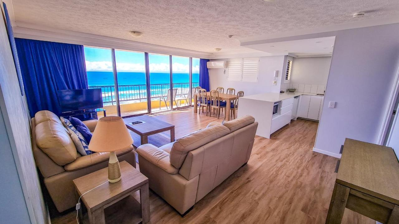 Pelican Sands Beach Resort Гоулд Коуст Екстериор снимка