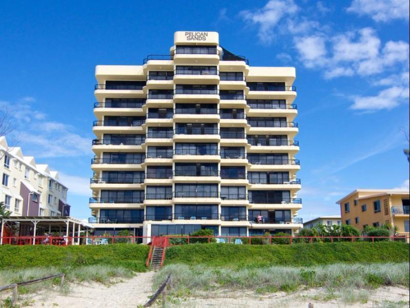 Pelican Sands Beach Resort Гоулд Коуст Екстериор снимка