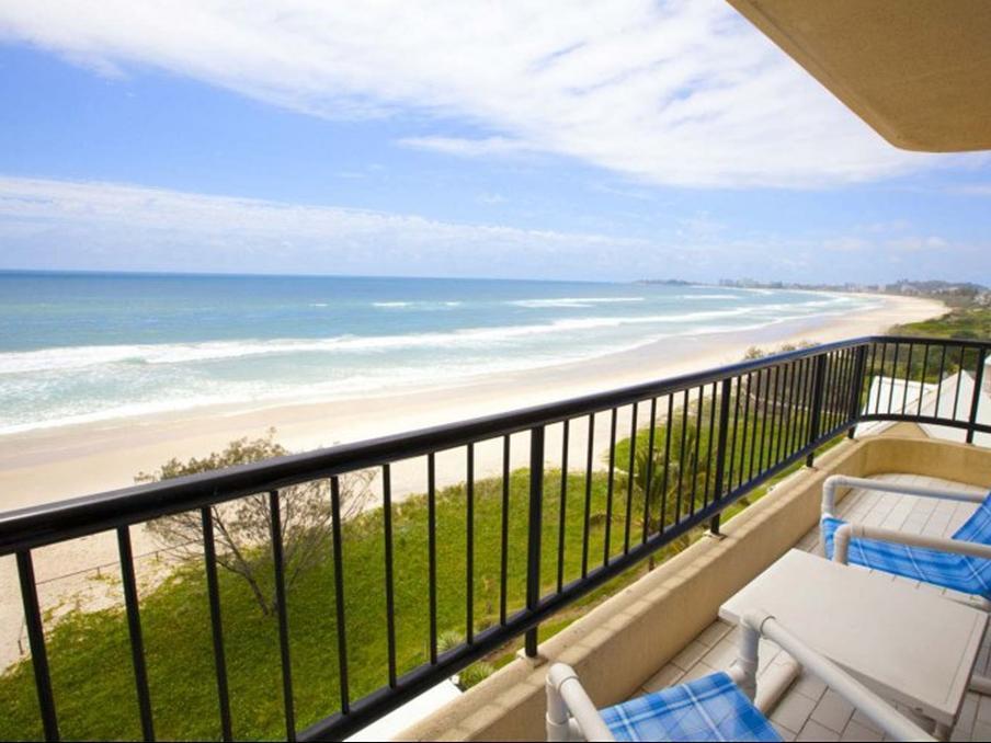 Pelican Sands Beach Resort Гоулд Коуст Екстериор снимка