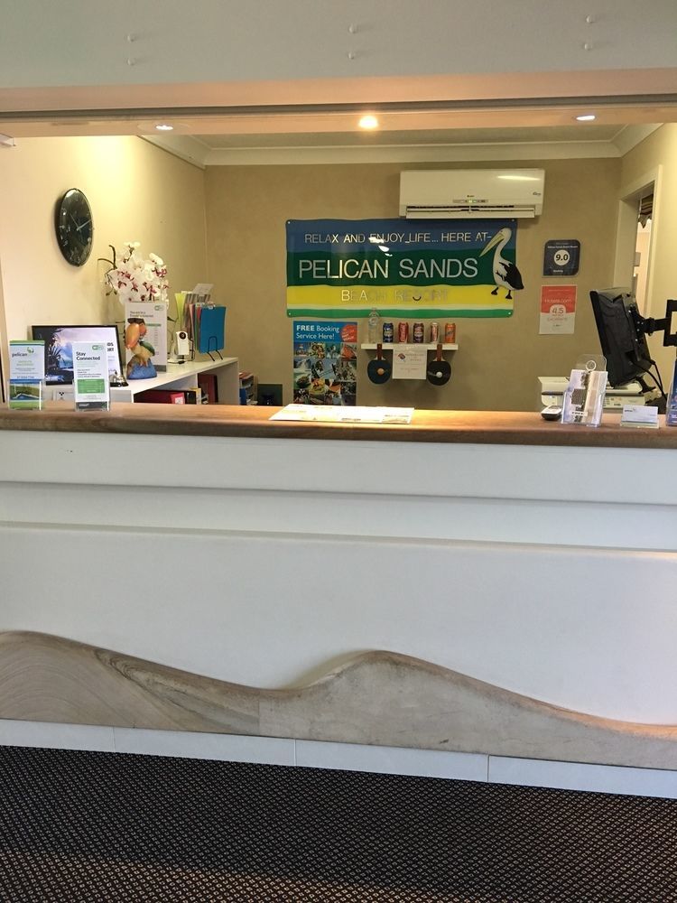 Pelican Sands Beach Resort Гоулд Коуст Екстериор снимка