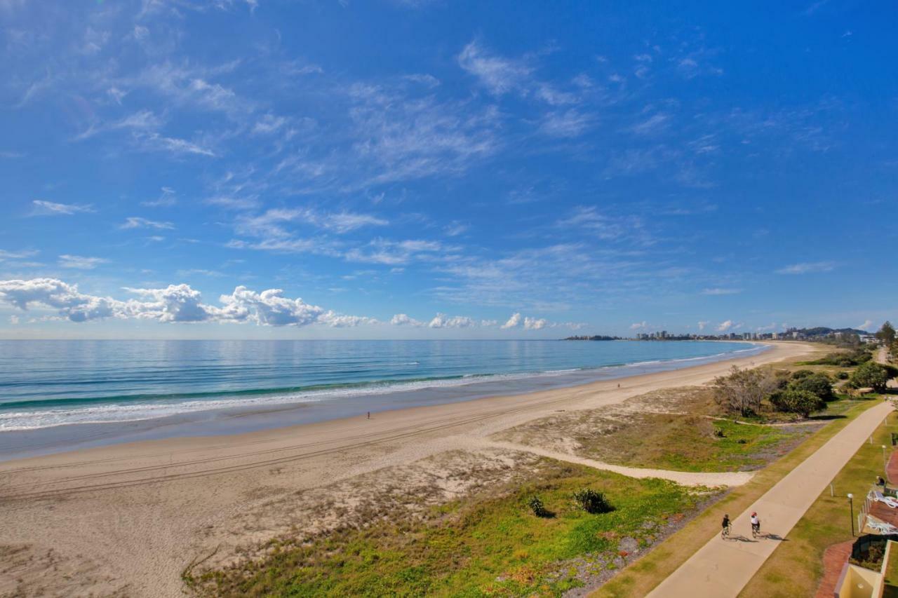 Pelican Sands Beach Resort Гоулд Коуст Екстериор снимка